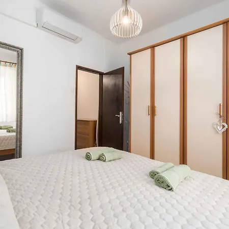 In Porec/istrien 9914 Apartment *