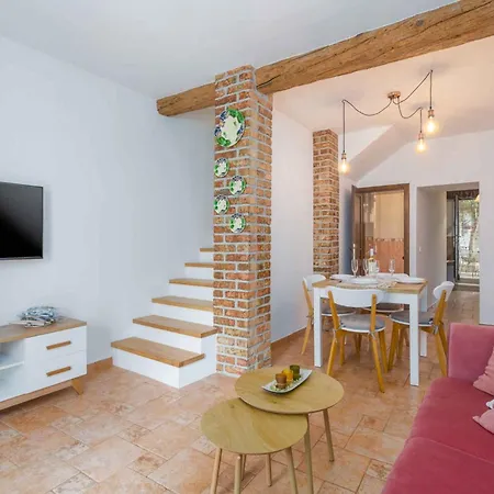 Apartment In Porec/istrien 9914