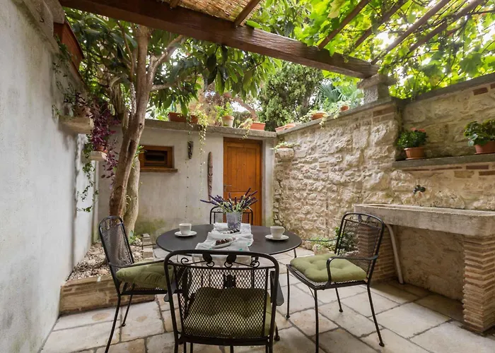 In - Istrien 9914 アパート ポレッチ