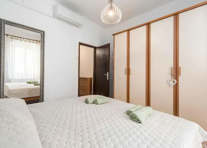 In - Istrien 9914 アパート *